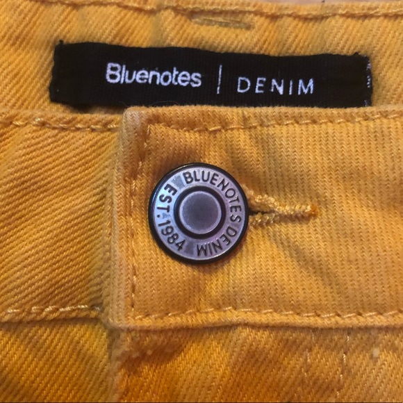 Yellow mom jean shorts - Picture 4 of 5